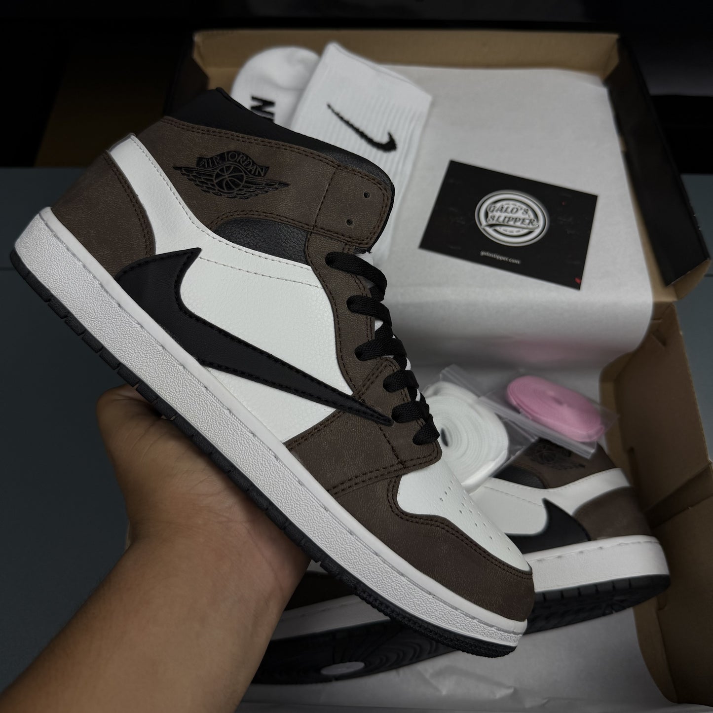 Air Jordan Travis Scott